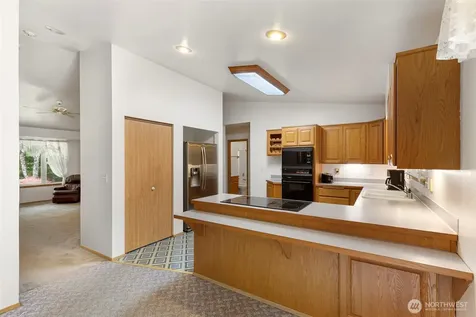 10615 135th Avenue NW Gig Harbor WA 98329