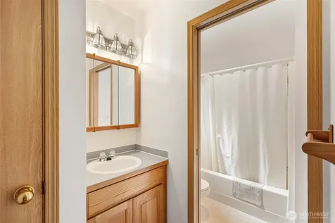 10615 135th Avenue NW Gig Harbor WA 98329