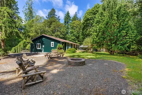 10615 135th Avenue NW Gig Harbor WA 98329