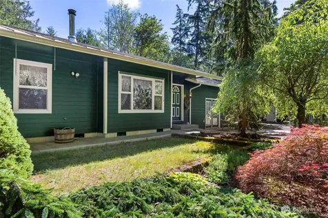 10615 135th Avenue NW Gig Harbor WA 98329