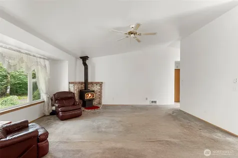 10615 135th Avenue NW Gig Harbor WA 98329