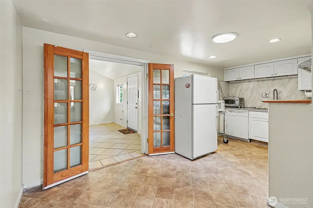 11557 8th Avenue NE Seattle WA 98125