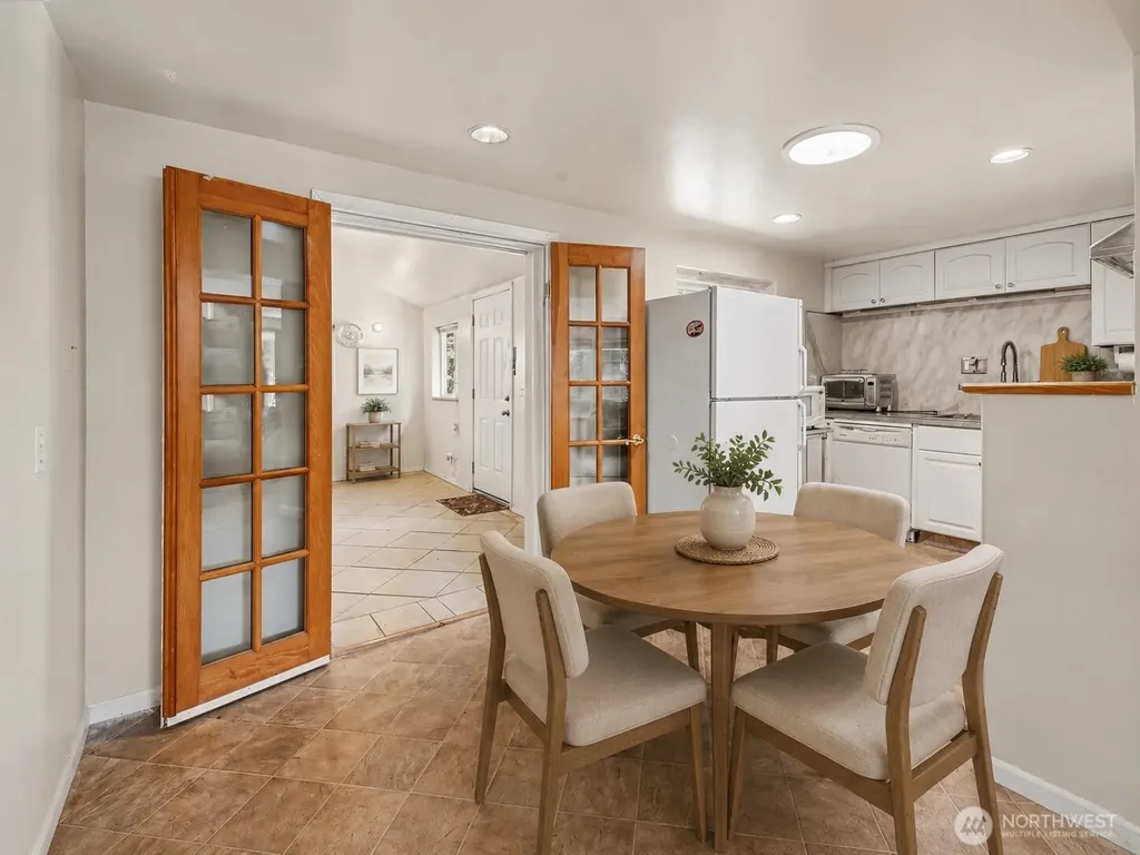11557 8th Avenue NE Seattle WA 98125