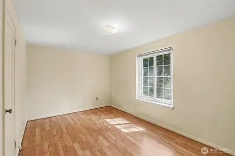 11557 8th Avenue NE Seattle WA 98125