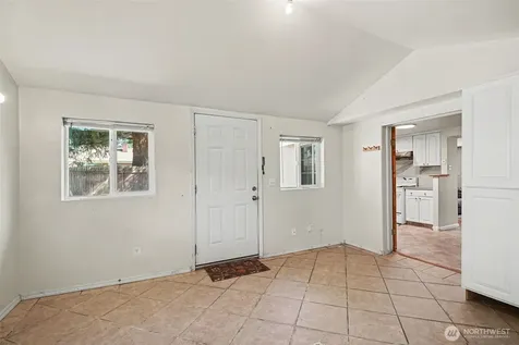 11557 8th Avenue NE Seattle WA 98125