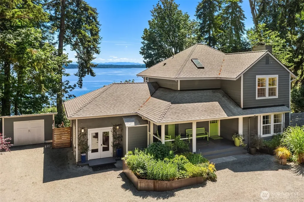21206 SW Tramp Harbor Road Vashon WA 98070