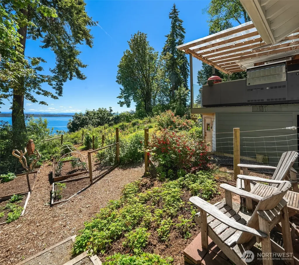 21206 SW Tramp Harbor Road Vashon WA 98070