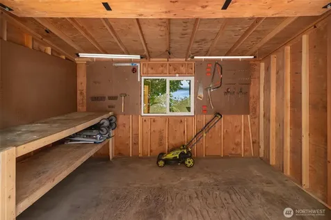 21206 SW Tramp Harbor Road Vashon WA 98070