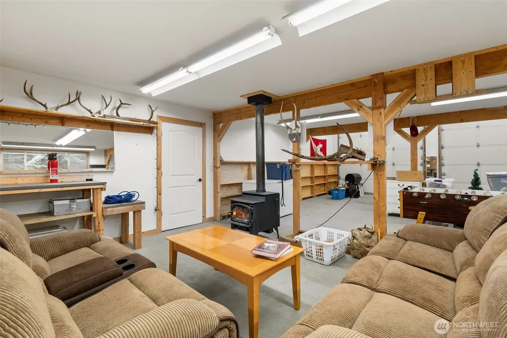 133 Hinkle Tinkle Lane Packwood WA 98361