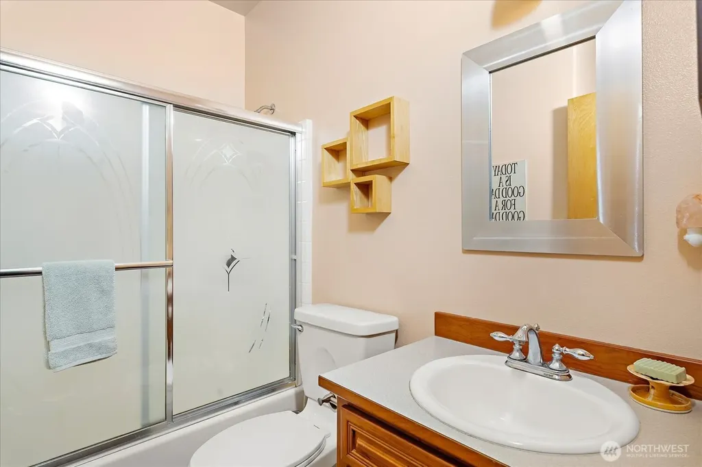 6131 152nd Avenue NE Lake Stevens WA 98258