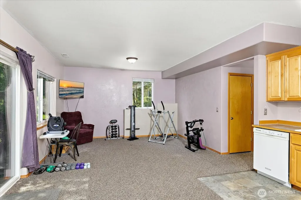 6131 152nd Avenue NE Lake Stevens WA 98258
