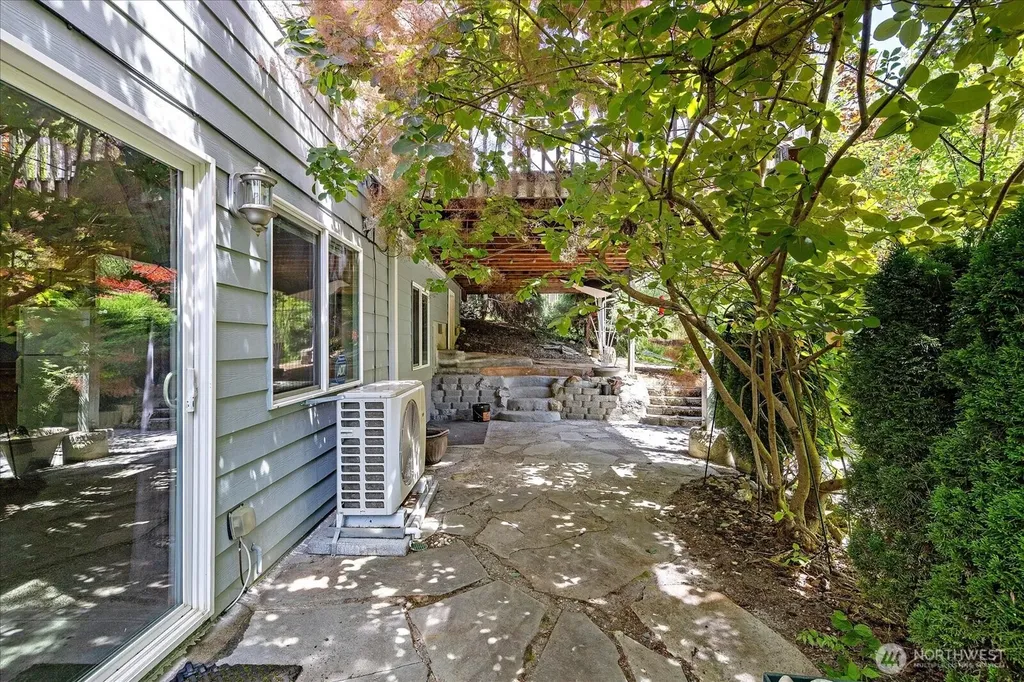 6131 152nd Avenue NE Lake Stevens WA 98258
