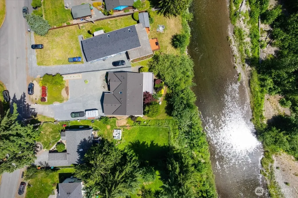 6131 152nd Avenue NE Lake Stevens WA 98258