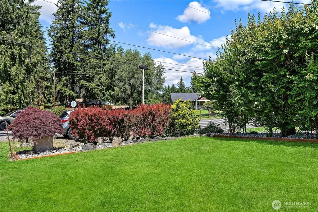 6131 152nd Avenue NE Lake Stevens WA 98258