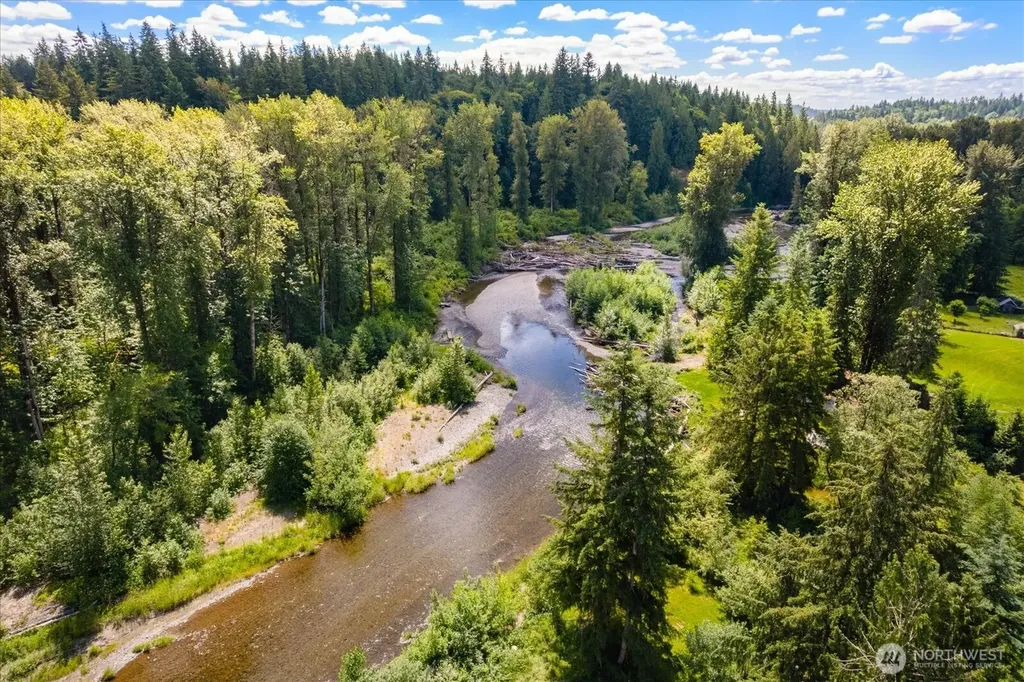 6131 152nd Avenue NE Lake Stevens WA 98258