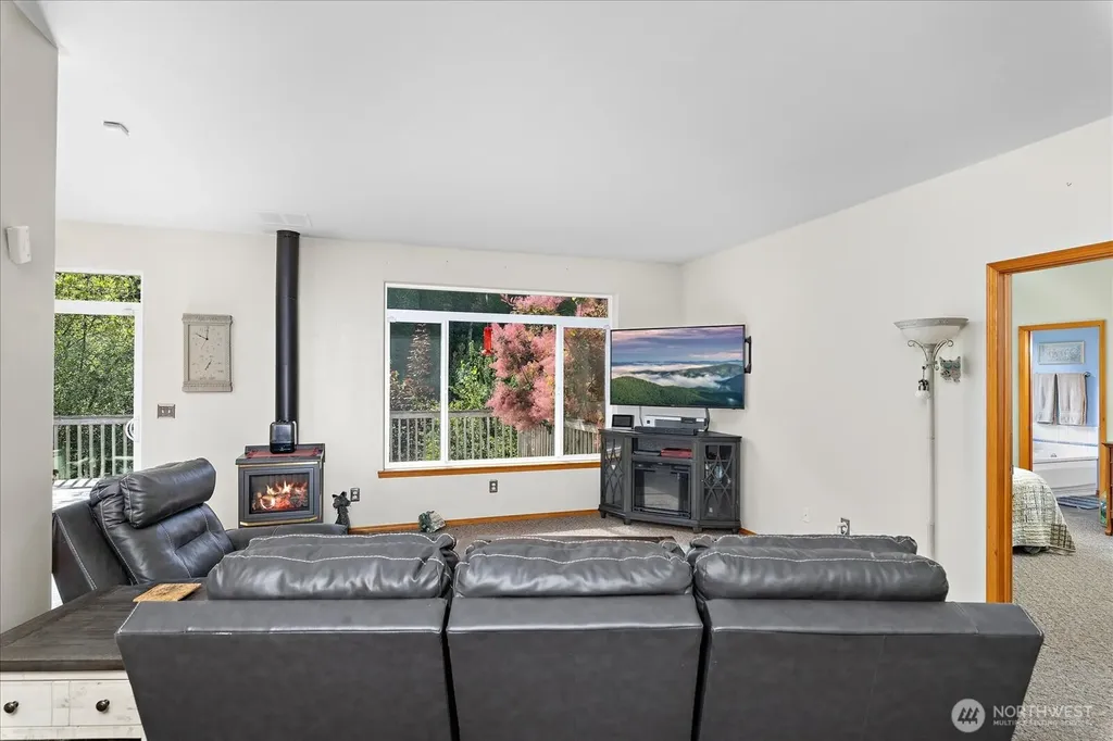 6131 152nd Avenue NE Lake Stevens WA 98258