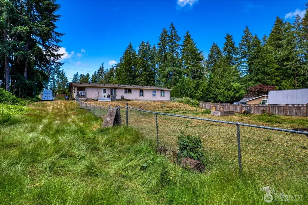 2026 SE Yakima Street Port Orchard WA 98367
