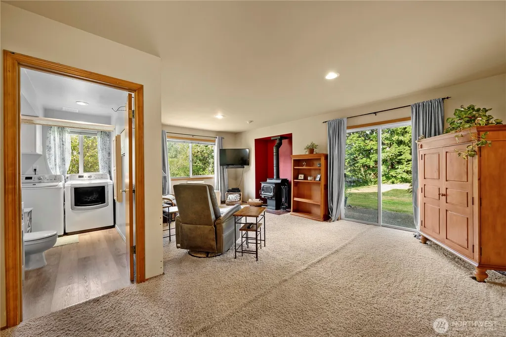 2711 148th Street SW Lynnwood WA 98087