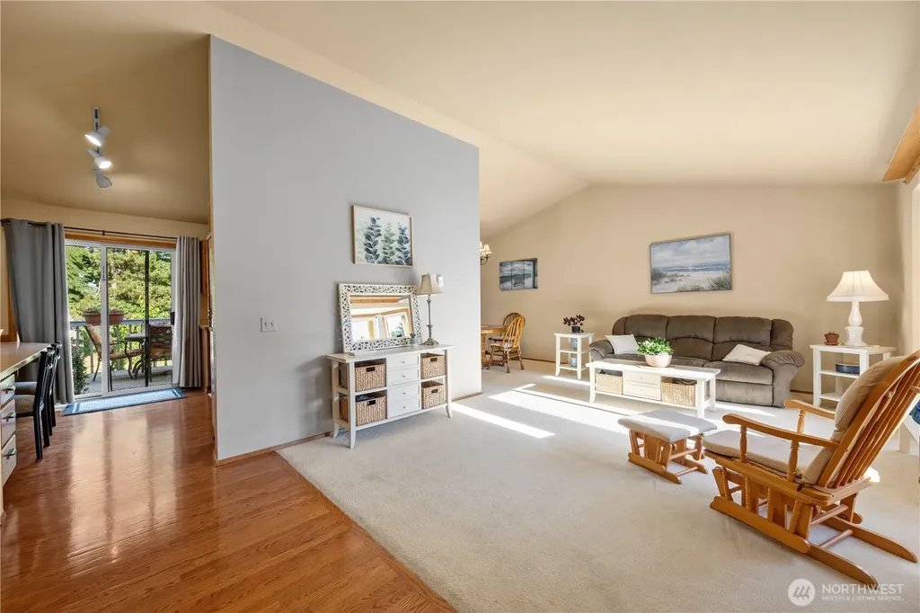 2711 148th Street SW Lynnwood WA 98087