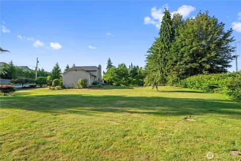2711 148th Street SW Lynnwood WA 98087