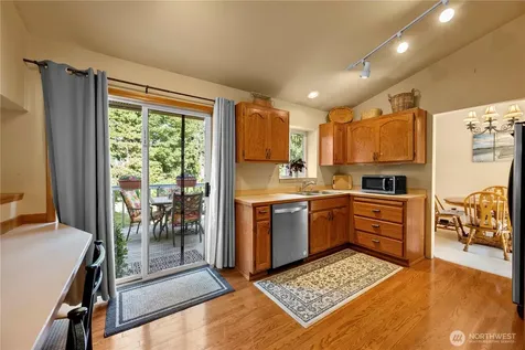 2711 148th Street SW Lynnwood WA 98087