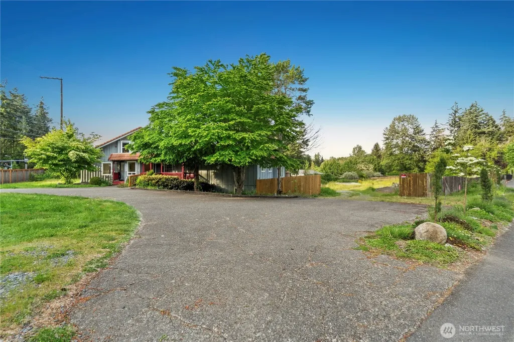 3109 24th Avenue Ct SE Puyallup WA 98374