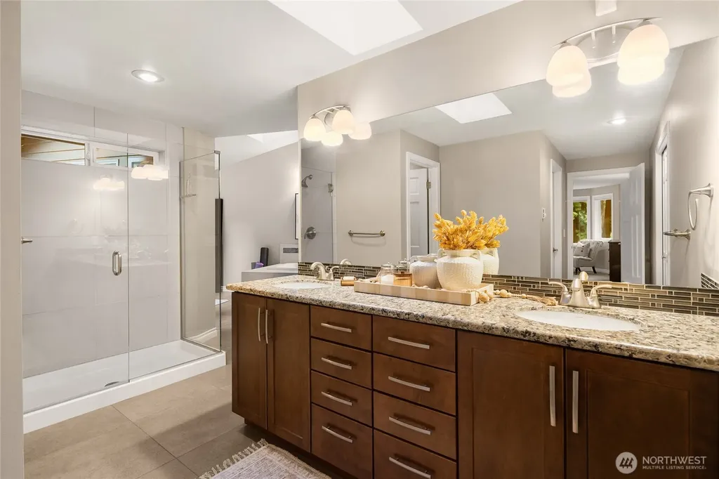 14160 171st Avenue NE Woodinville WA 98072