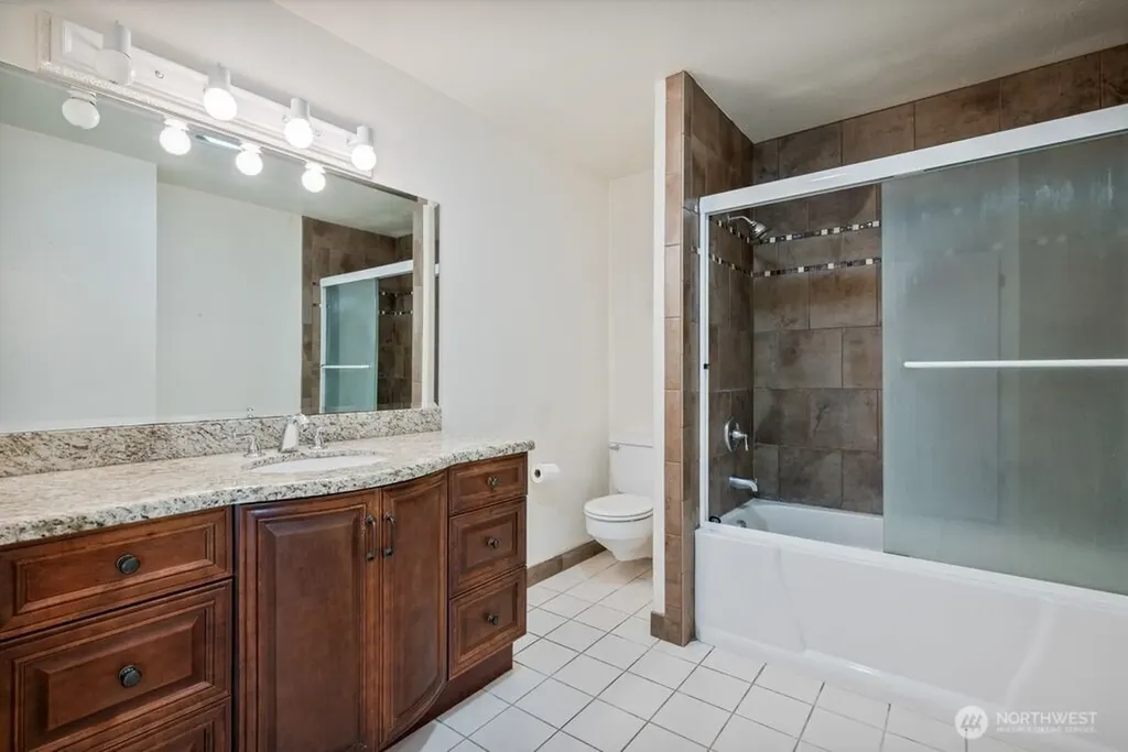 745 Marine View Drive Longview WA 98632