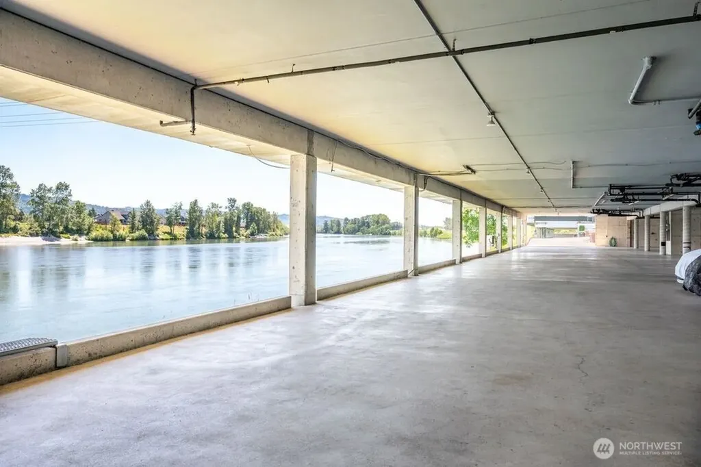 745 Marine View Drive Longview WA 98632