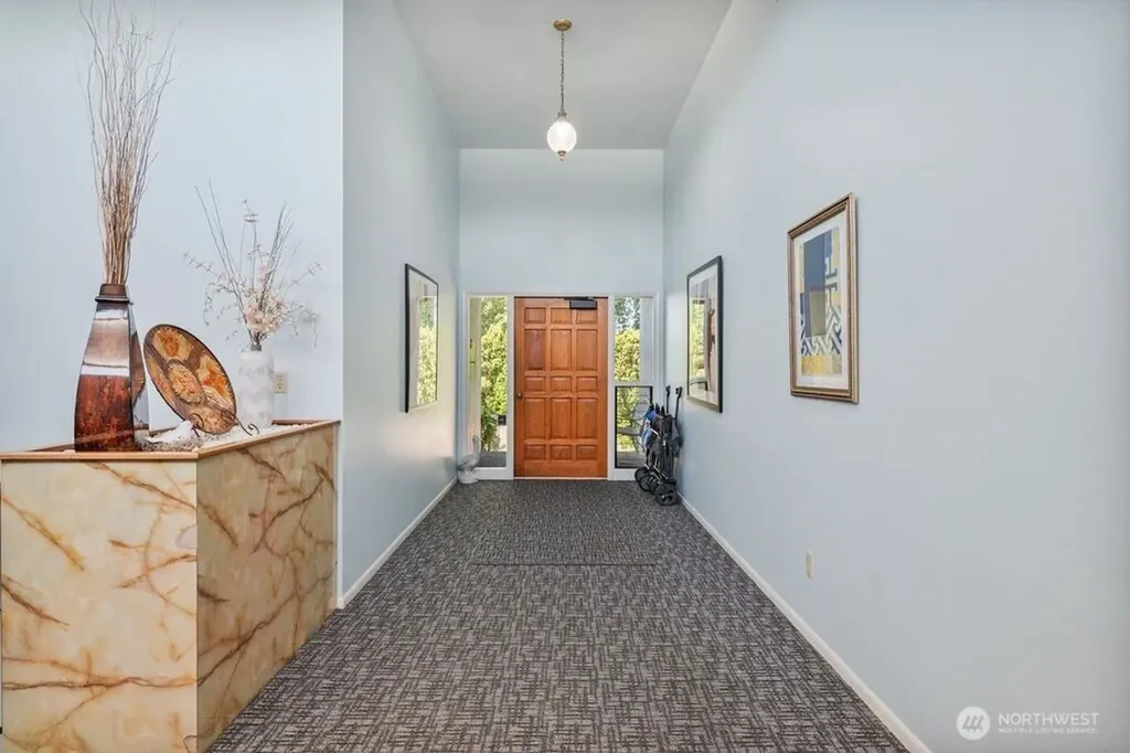 745 Marine View Drive Longview WA 98632