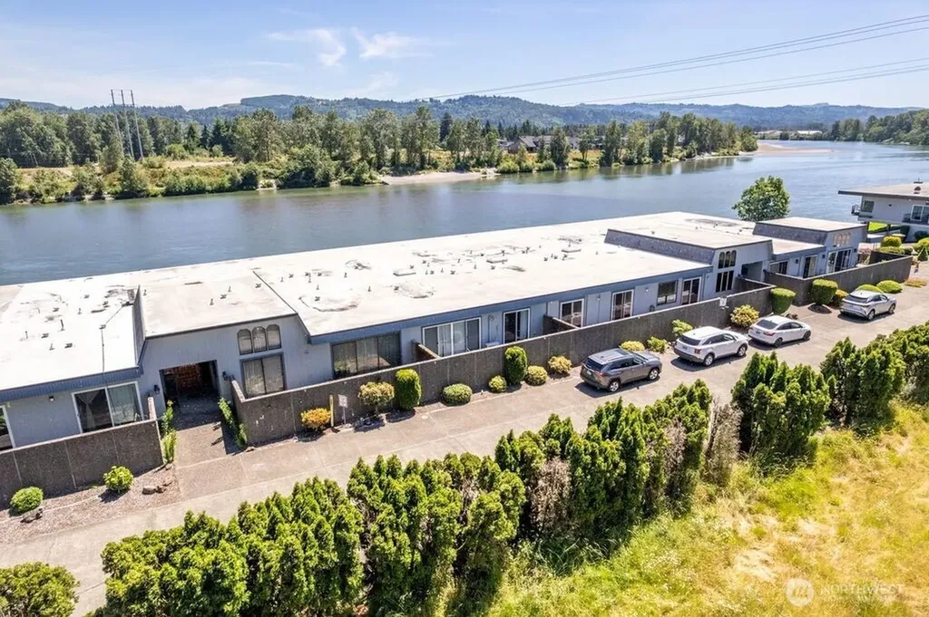 745 Marine View Drive Longview WA 98632