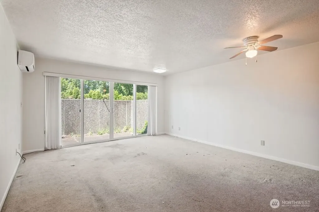 745 Marine View Drive Longview WA 98632