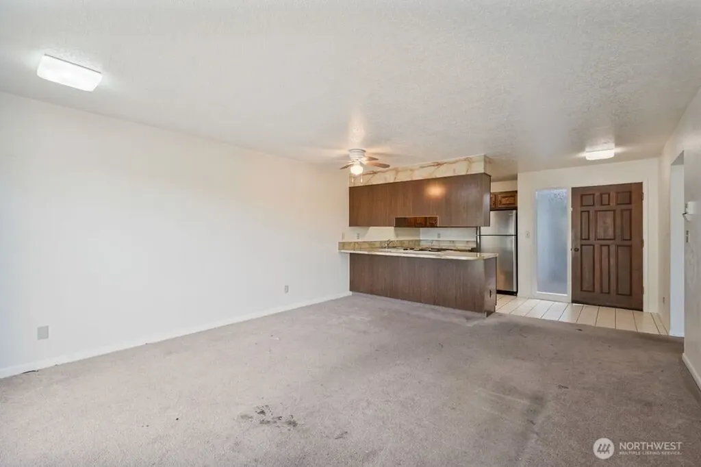 745 Marine View Drive Longview WA 98632