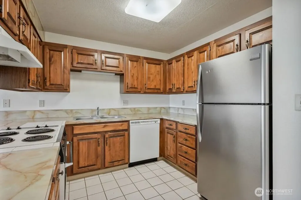 745 Marine View Drive Longview WA 98632