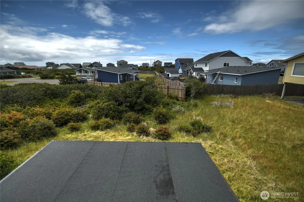 1205 Fairwood Court St SW Ocean Shores WA 98569