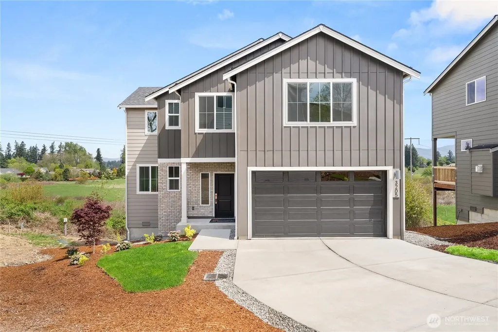3205 219th Avenue E Lake Tapps WA 98391