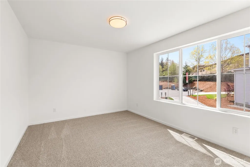 3205 219th Avenue E Lake Tapps WA 98391