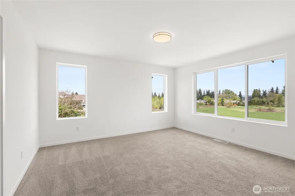 3205 219th Avenue E Lake Tapps WA 98391