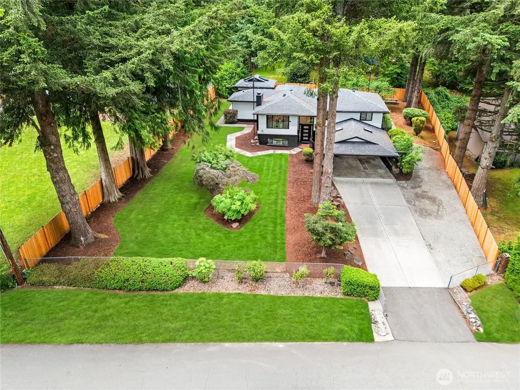 18630 SE 216th Street Renton WA 98058