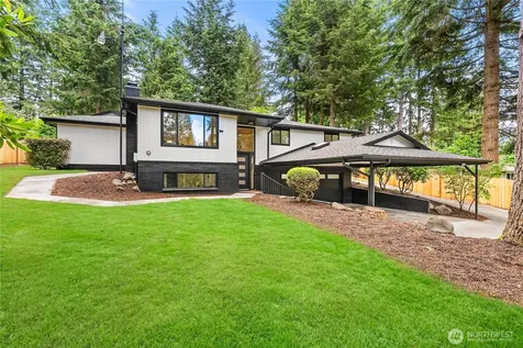 18630 SE 216th Street Renton WA 98058