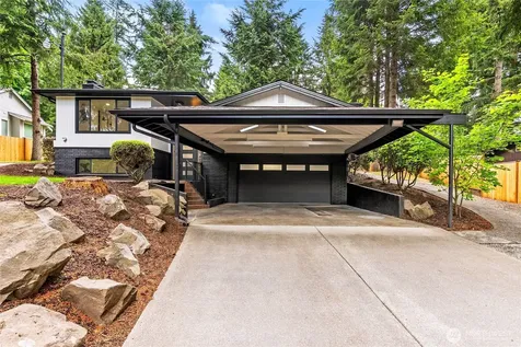 18630 SE 216th Street Renton WA 98058