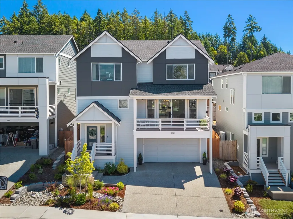 11010 Deer Trail Lane NW Silverdale WA 98383