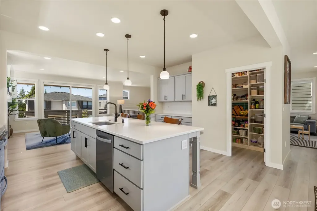11010 Deer Trail Lane NW Silverdale WA 98383