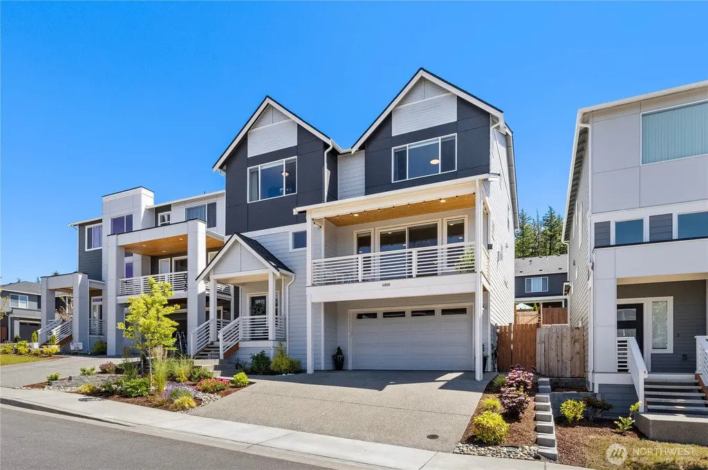 11010 Deer Trail Lane NW Silverdale WA 98383