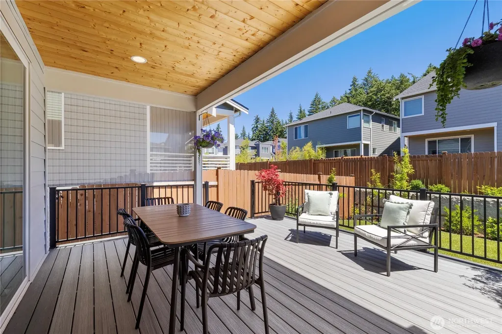 11010 Deer Trail Lane NW Silverdale WA 98383