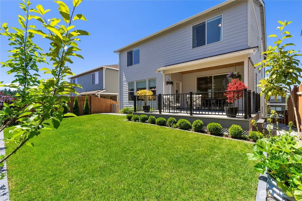 11010 Deer Trail Lane NW Silverdale WA 98383