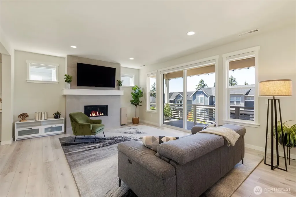 11010 Deer Trail Lane NW Silverdale WA 98383