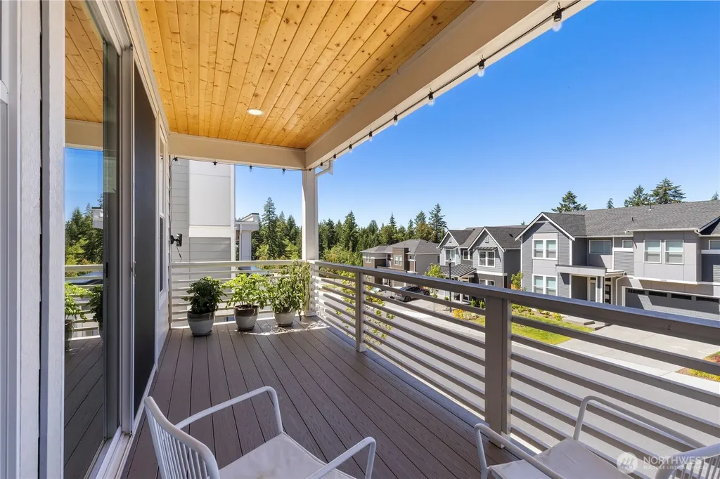 11010 Deer Trail Lane NW Silverdale WA 98383
