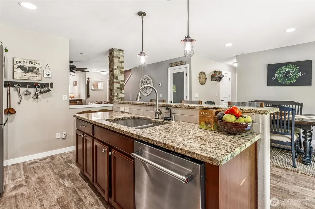 1315 Foreman Street Dupont WA 98327