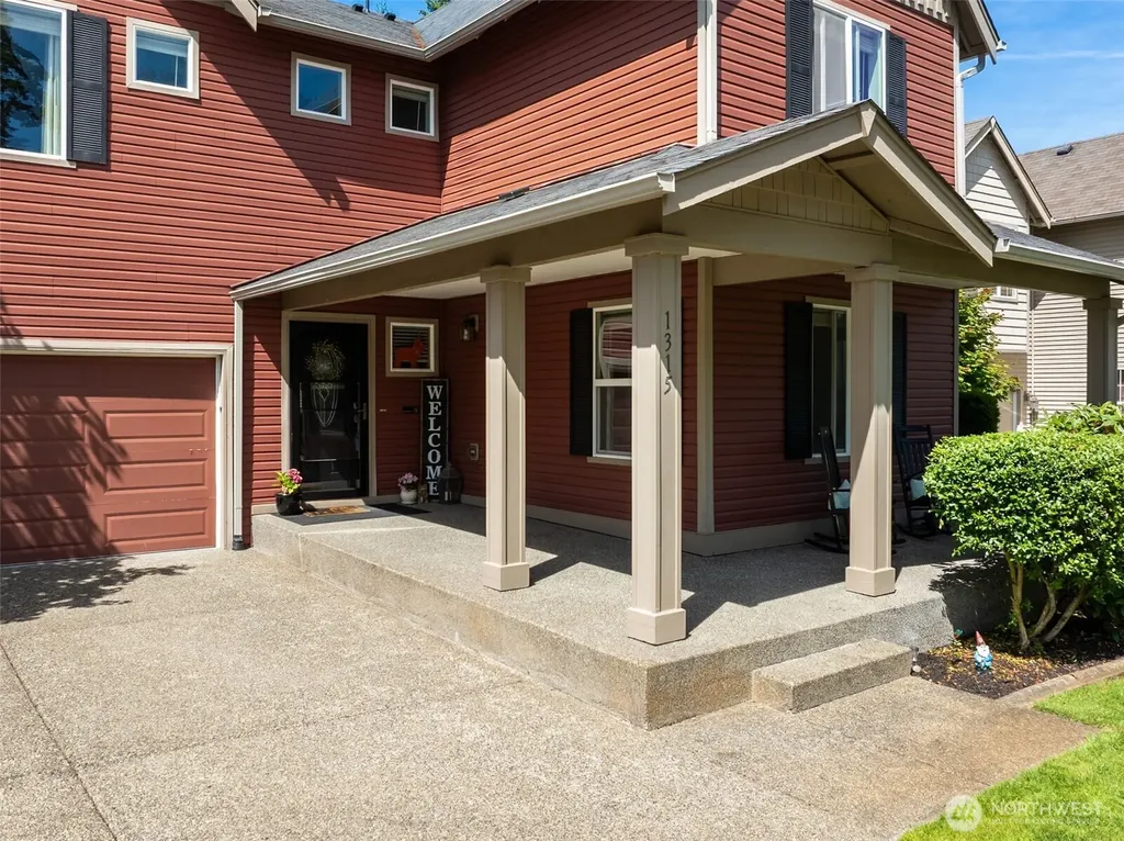 1315 Foreman Street Dupont WA 98327